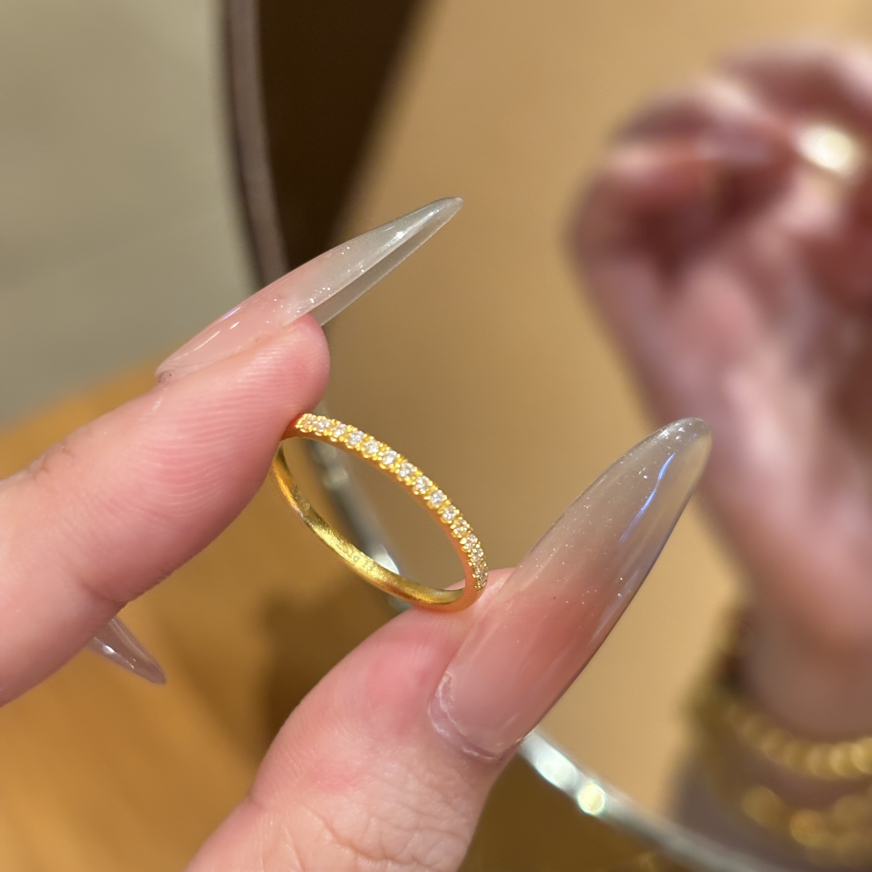 足金999镶嵌半圈排钻戒指实心气质时尚轻奢简约基地质检保真正品