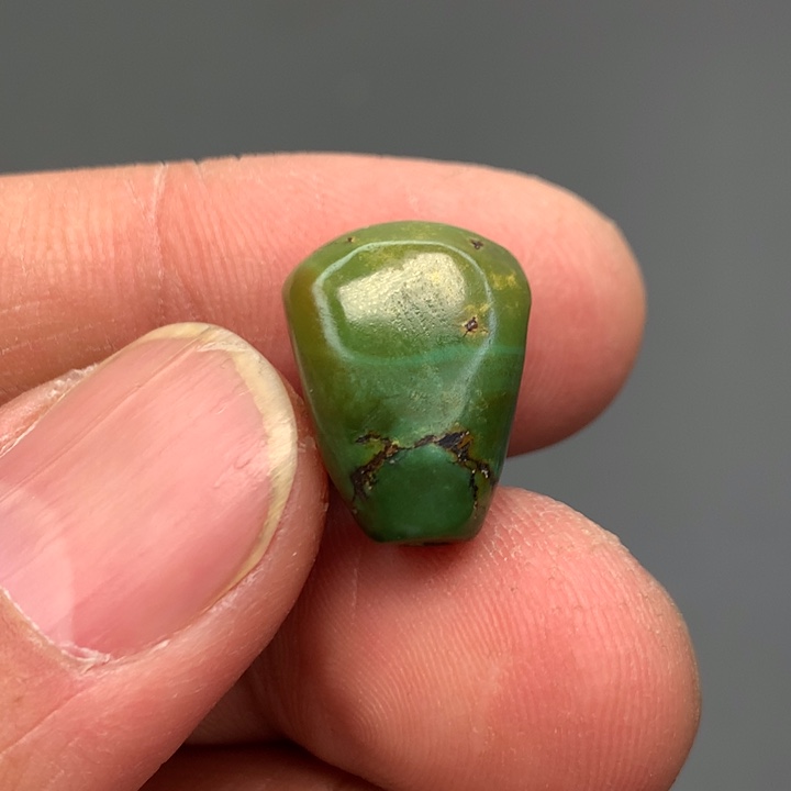 绿松石颈饰未镶嵌