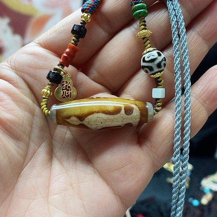 玛瑙/玉髓颈饰合金