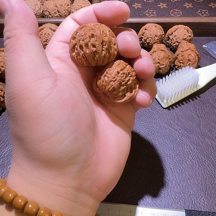 把件文玩核桃十一号楼子