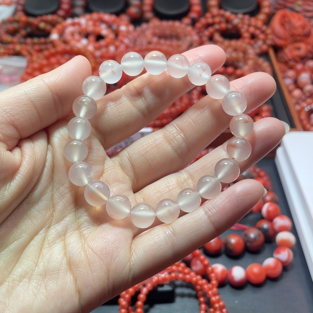 南红玛瑙手链未镶嵌