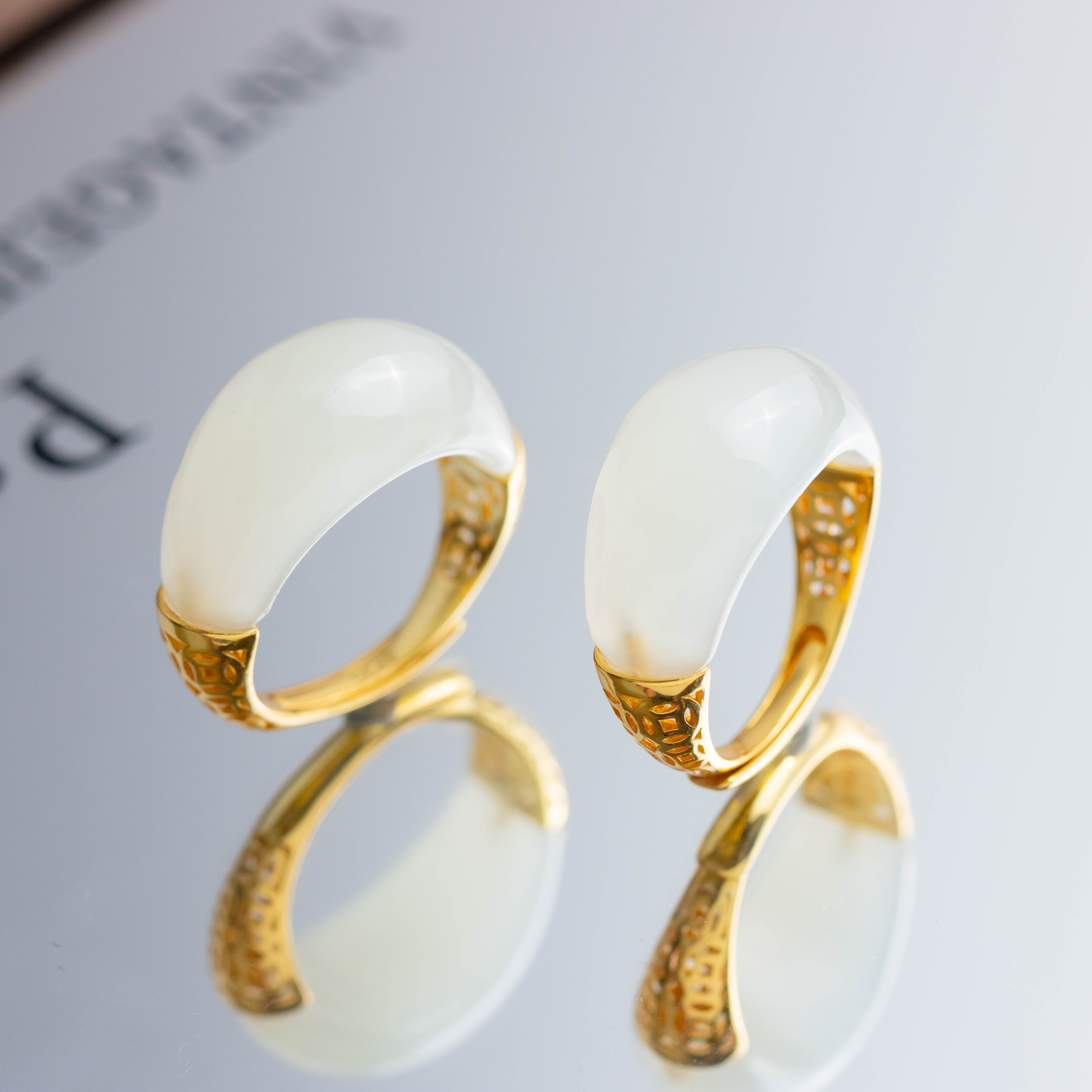 S925银镀金和田玉弯月戒指（多样性发货发其一）