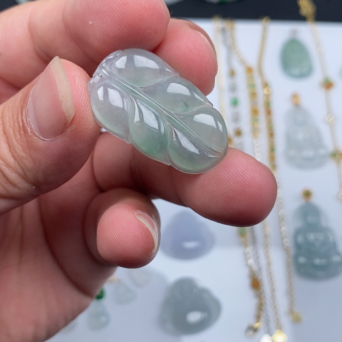 翡翠戒指未镶嵌叶子