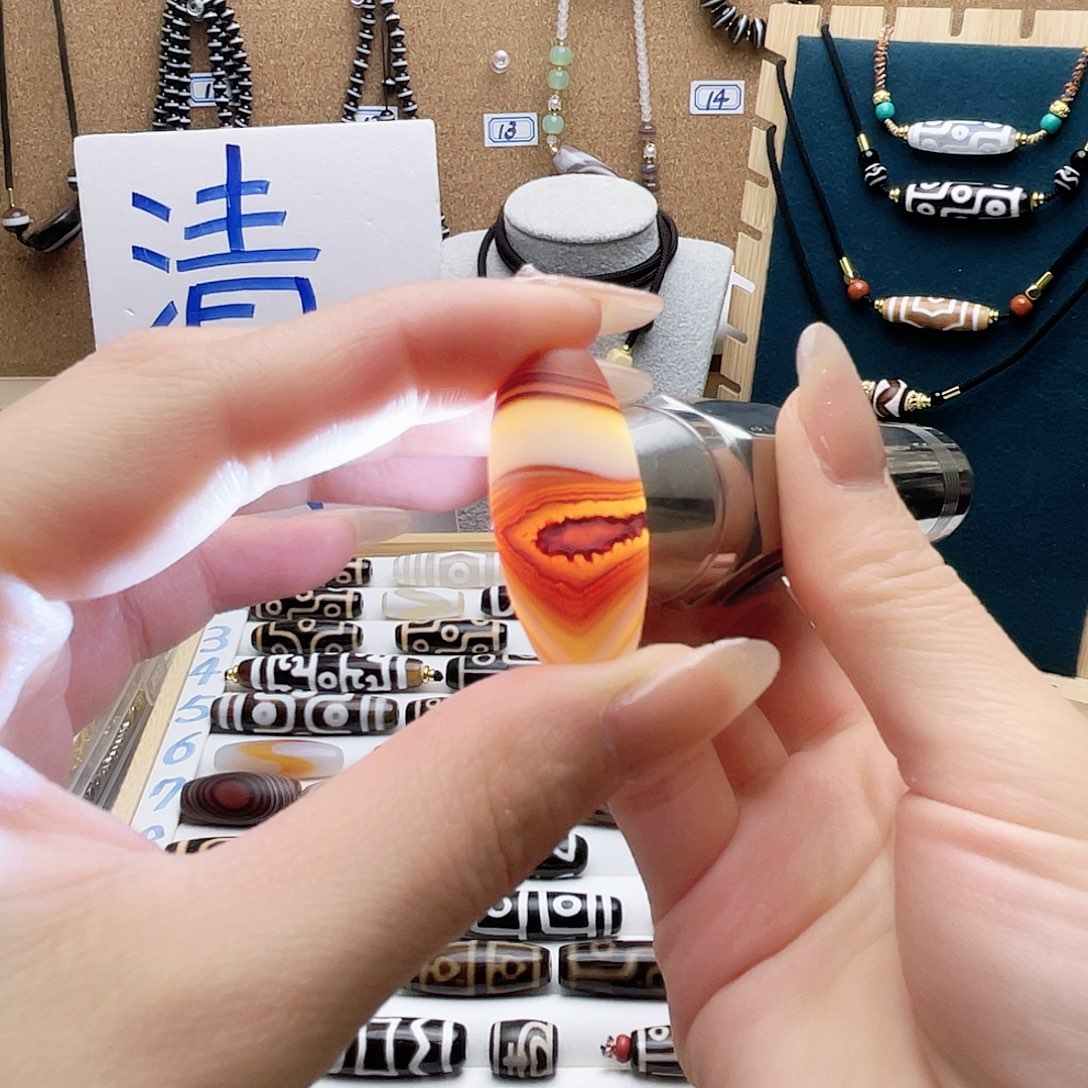 玛瑙/玉髓合金颈饰