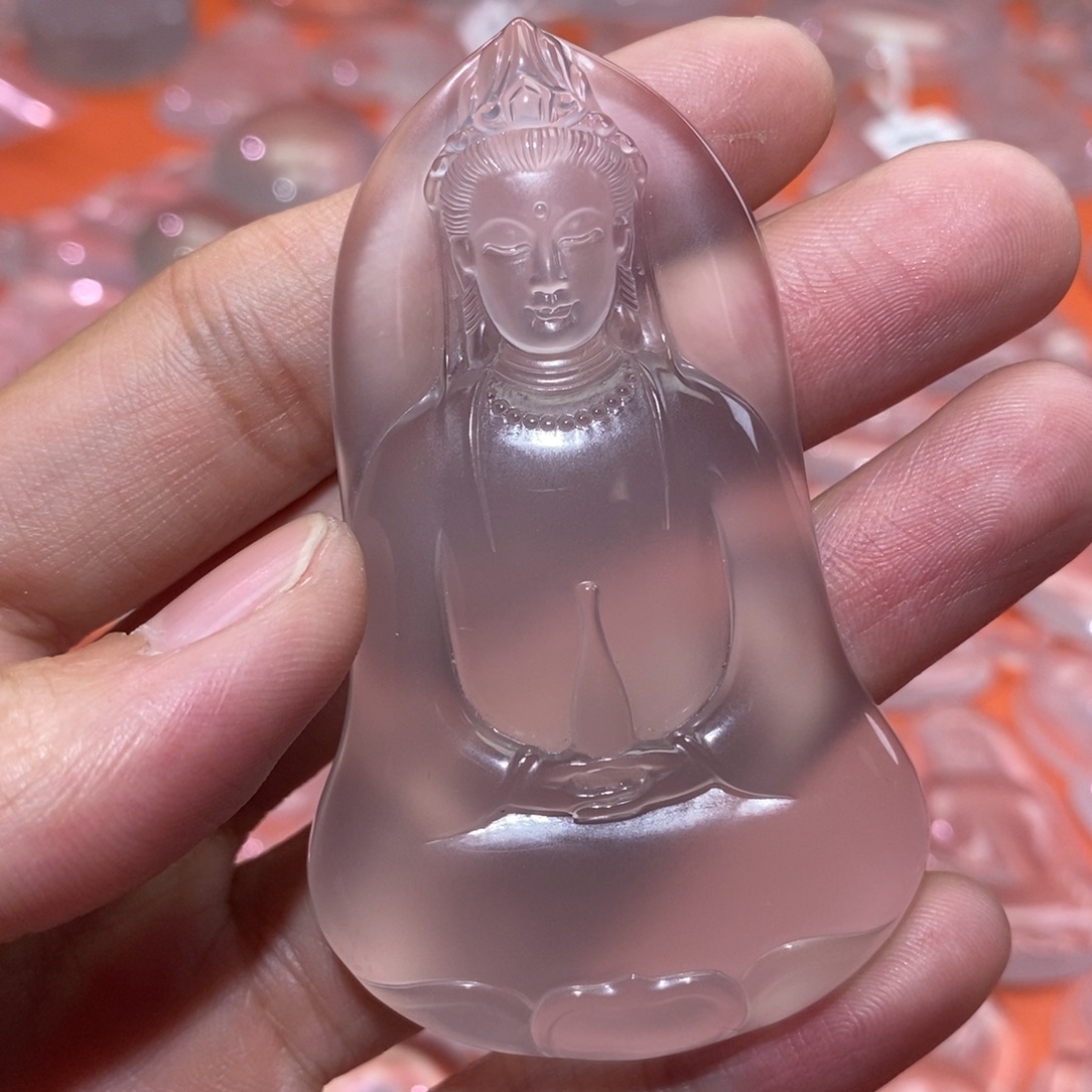 麦***米石英质玉未镶嵌珠宝半成品