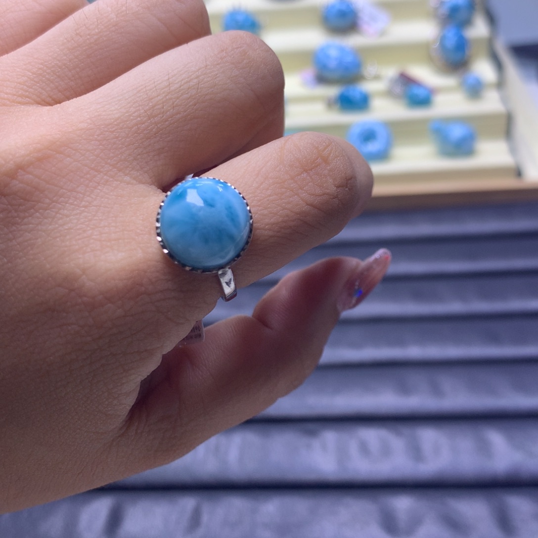 未镶嵌针钠钙石（海纹石）珠宝奇石