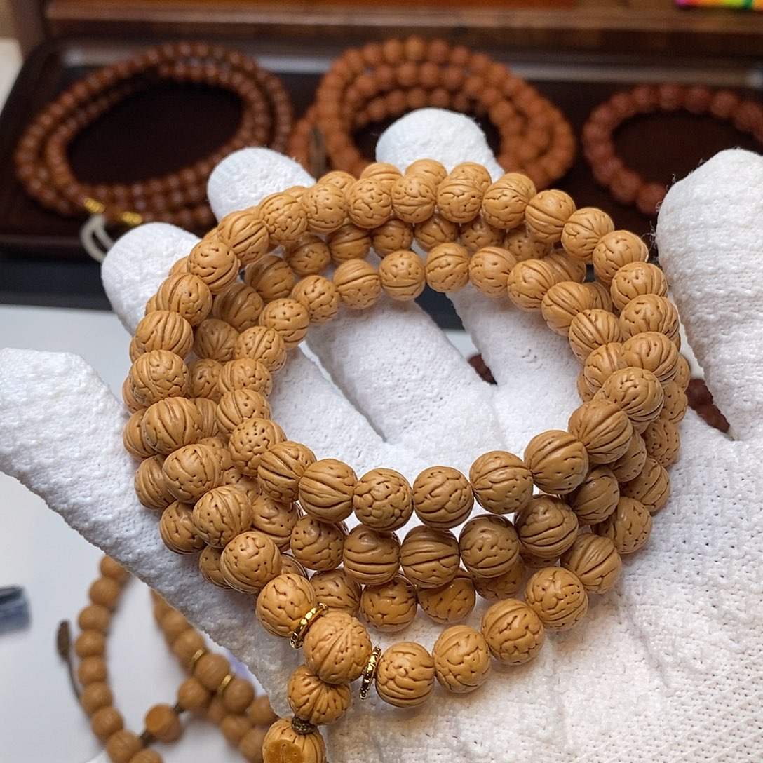 好***。文玩核桃手串桃核