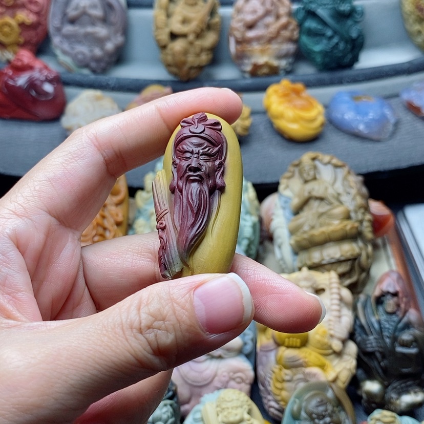 【闪购商品】定制石英质玉吊坠未镶嵌