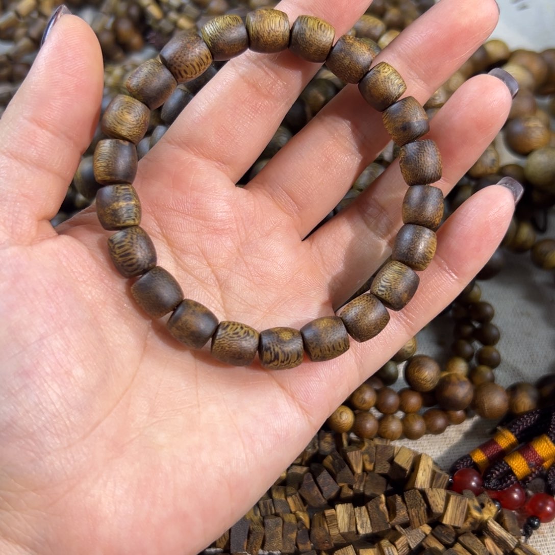 沉香沉香碎屑鼓珠卡9单圈7克加