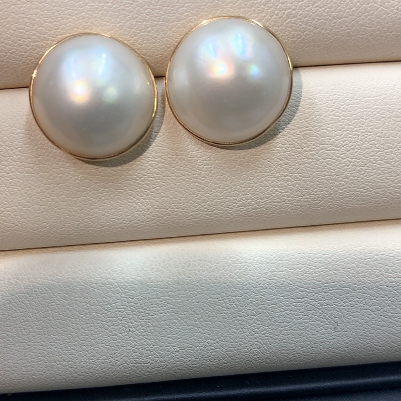 【闪购商品】耳饰拼合珍珠（马贝珠）18K金镶嵌
