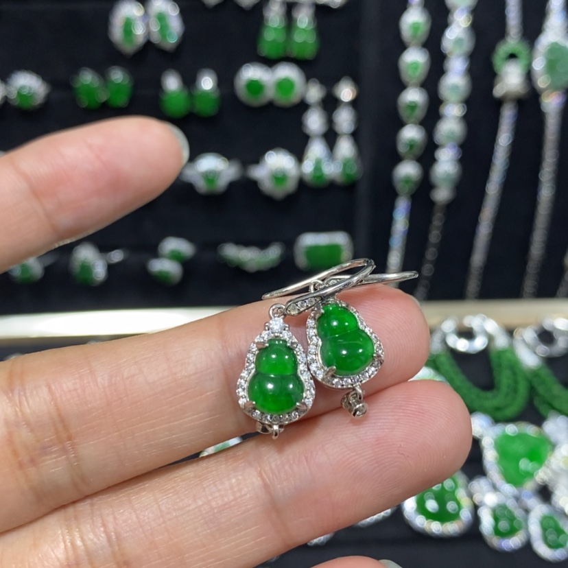 【闪购商品】翡翠耳饰银S925镀金镶嵌
