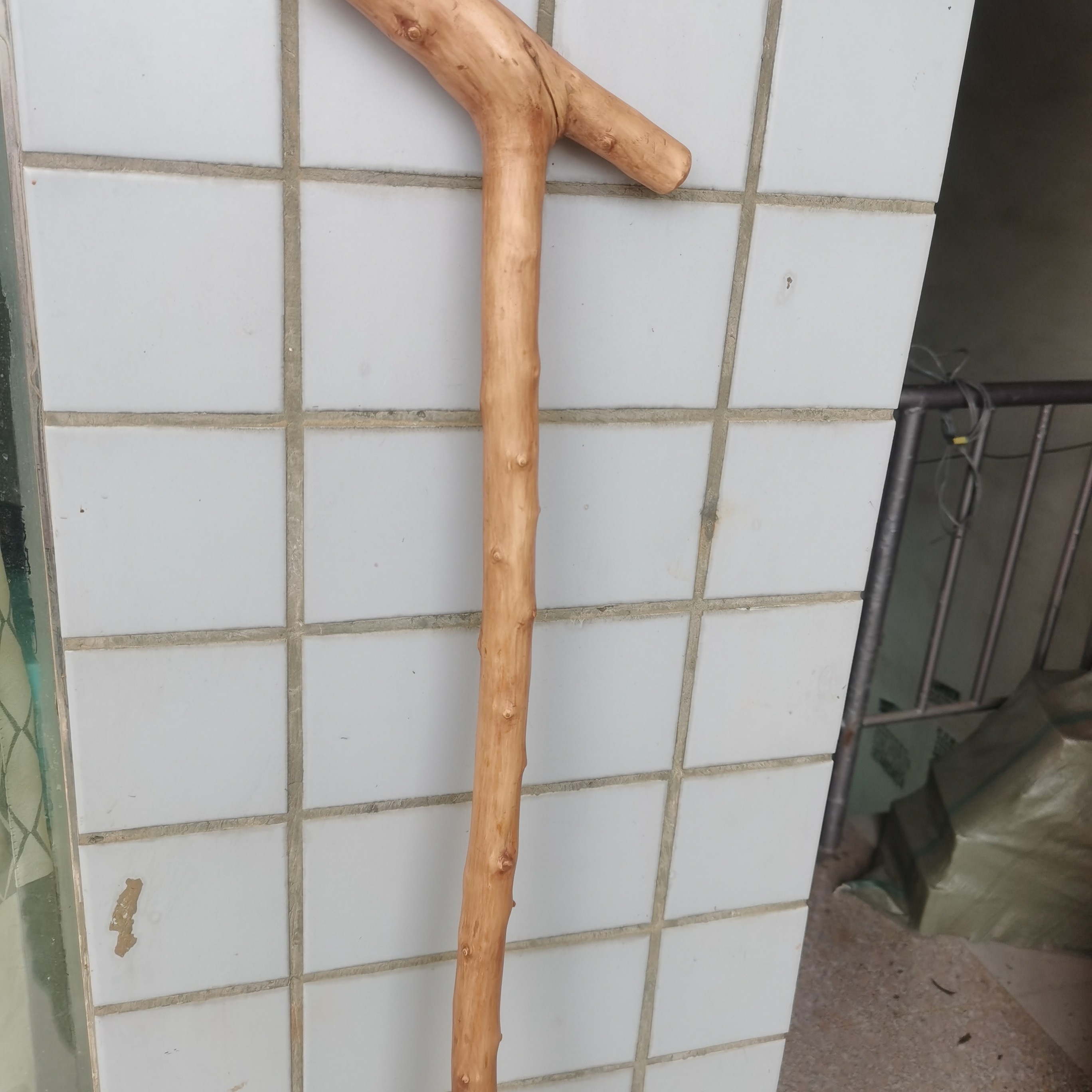 35号纯手工制作红刺刺拐杖