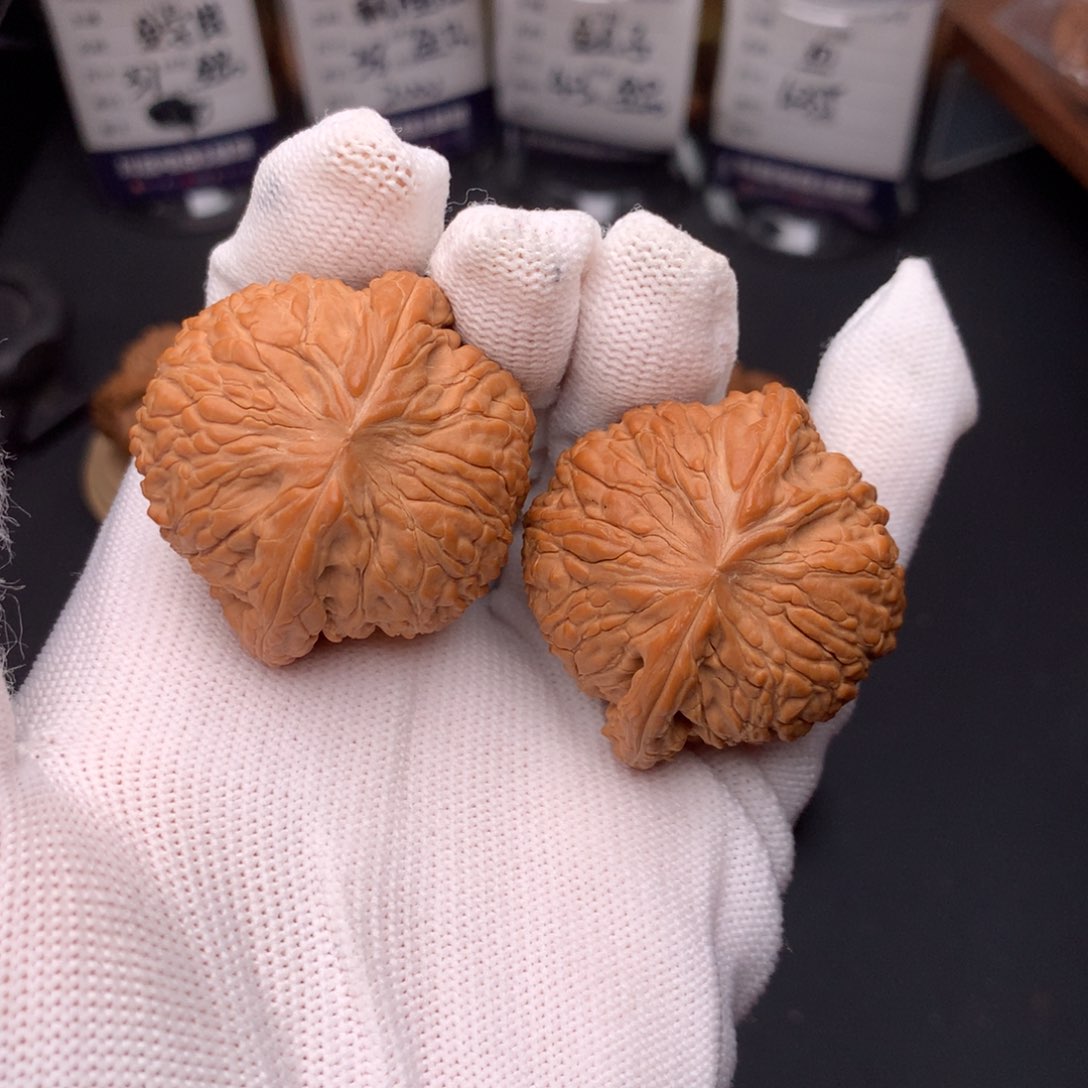 文玩核桃吊坠41.5泥鳅