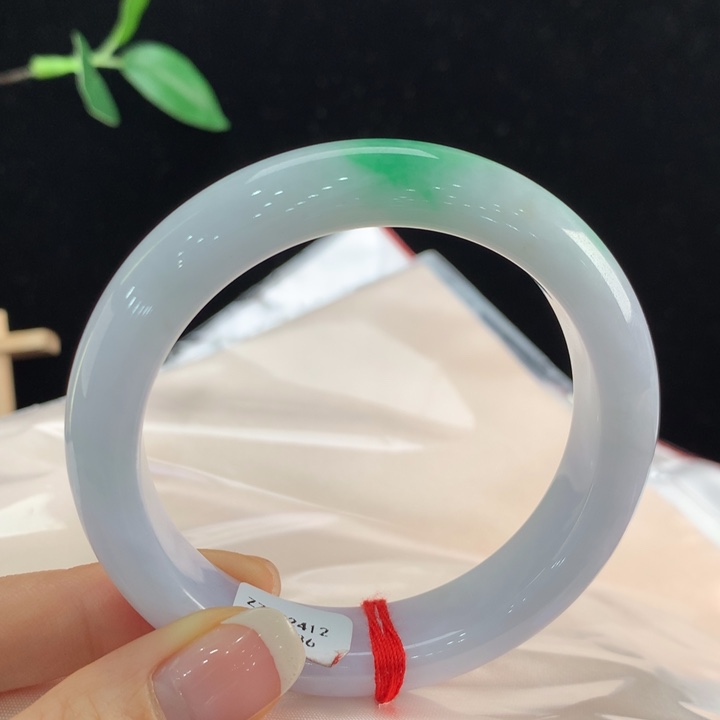 翡翠手镯未镶嵌111-0236
