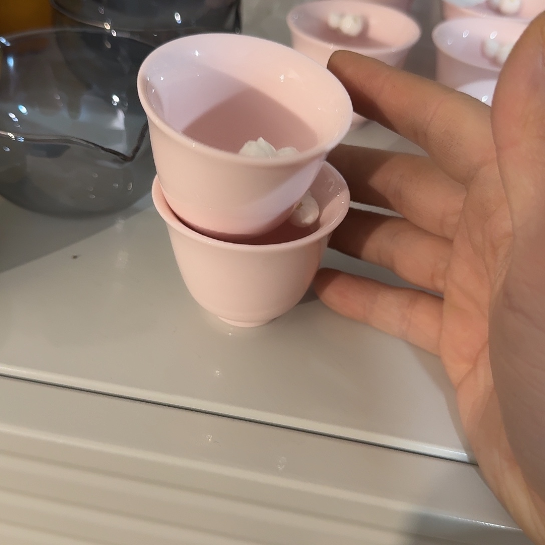 微瑕2个粉带花小杯组合