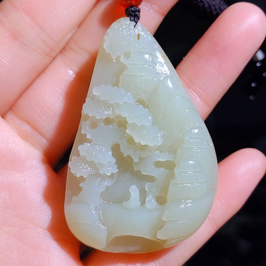 和田玉颈饰未镶嵌