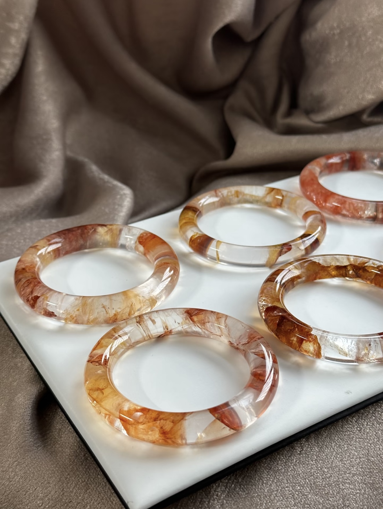 天然胶花水晶手镯直播间下单