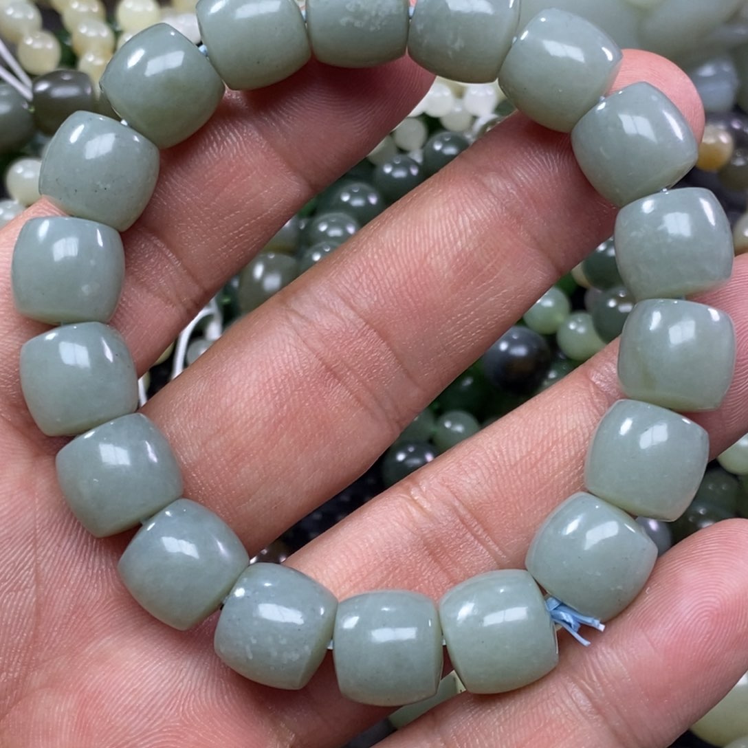 和田玉手链未镶嵌