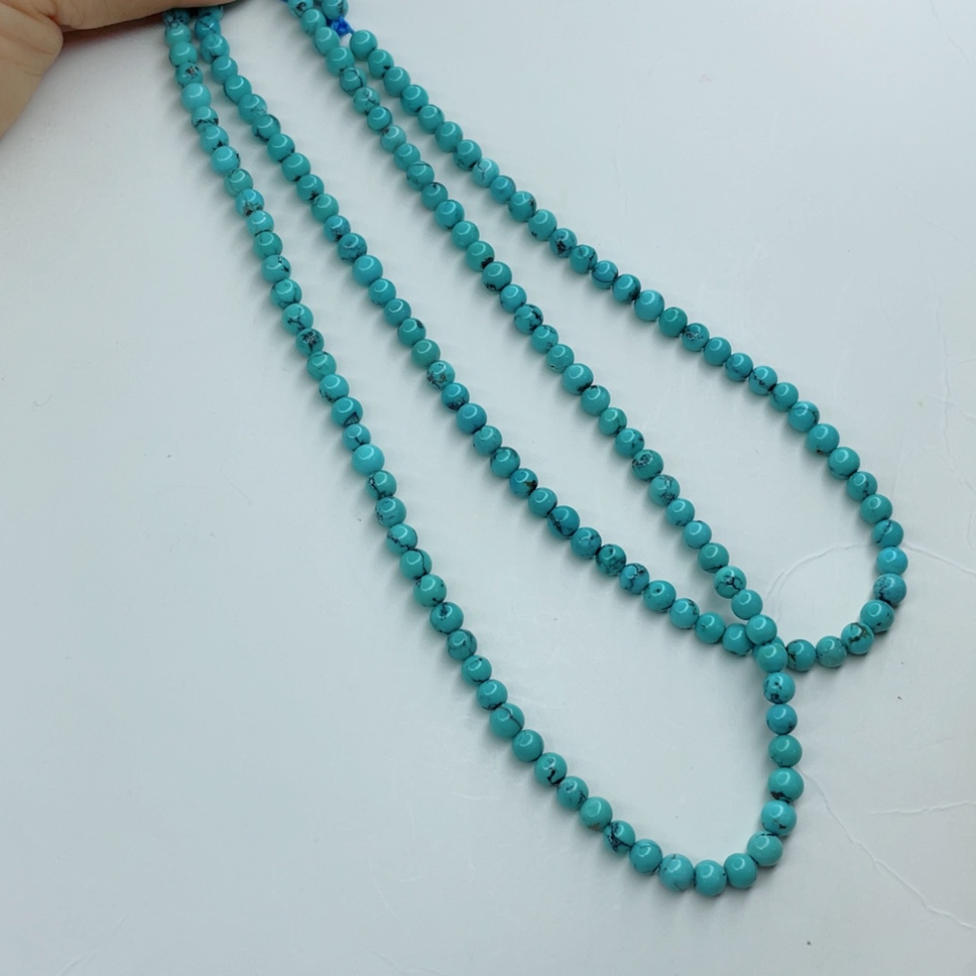 绿松石颈饰未镶嵌