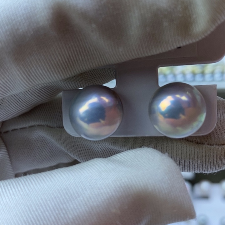 拼合珍珠（马贝珠）耳饰18K金镶嵌