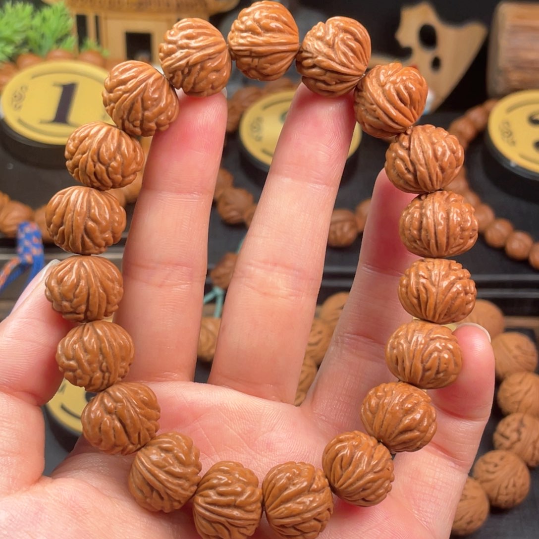 吊坠桃核小金豆15