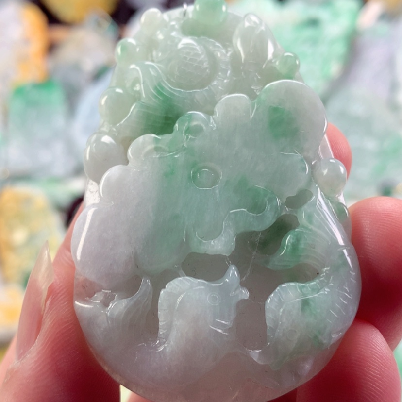 【闪购商品】翡翠吊坠(不含链)未镶嵌