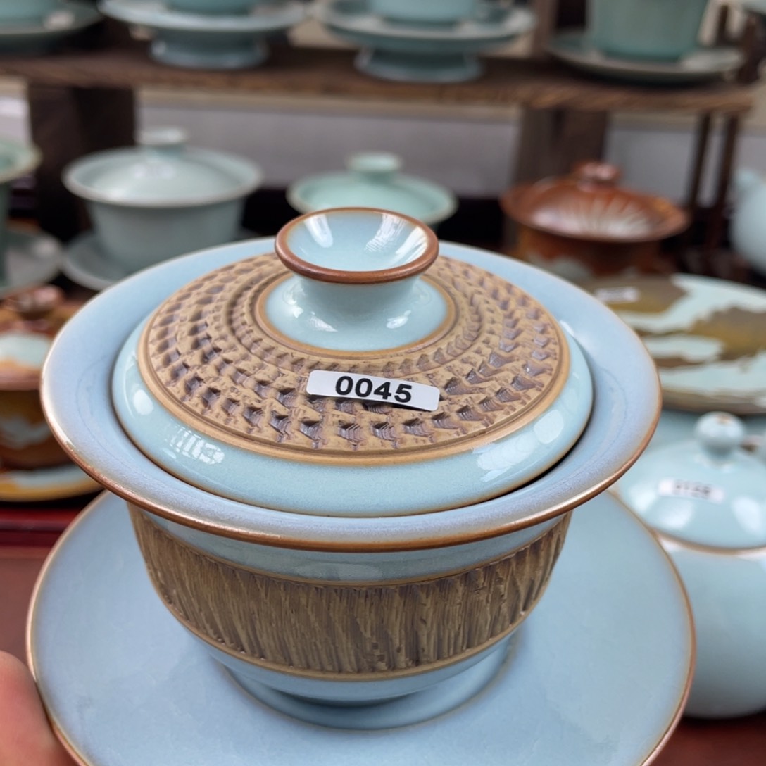 微瑕0045…………………………m