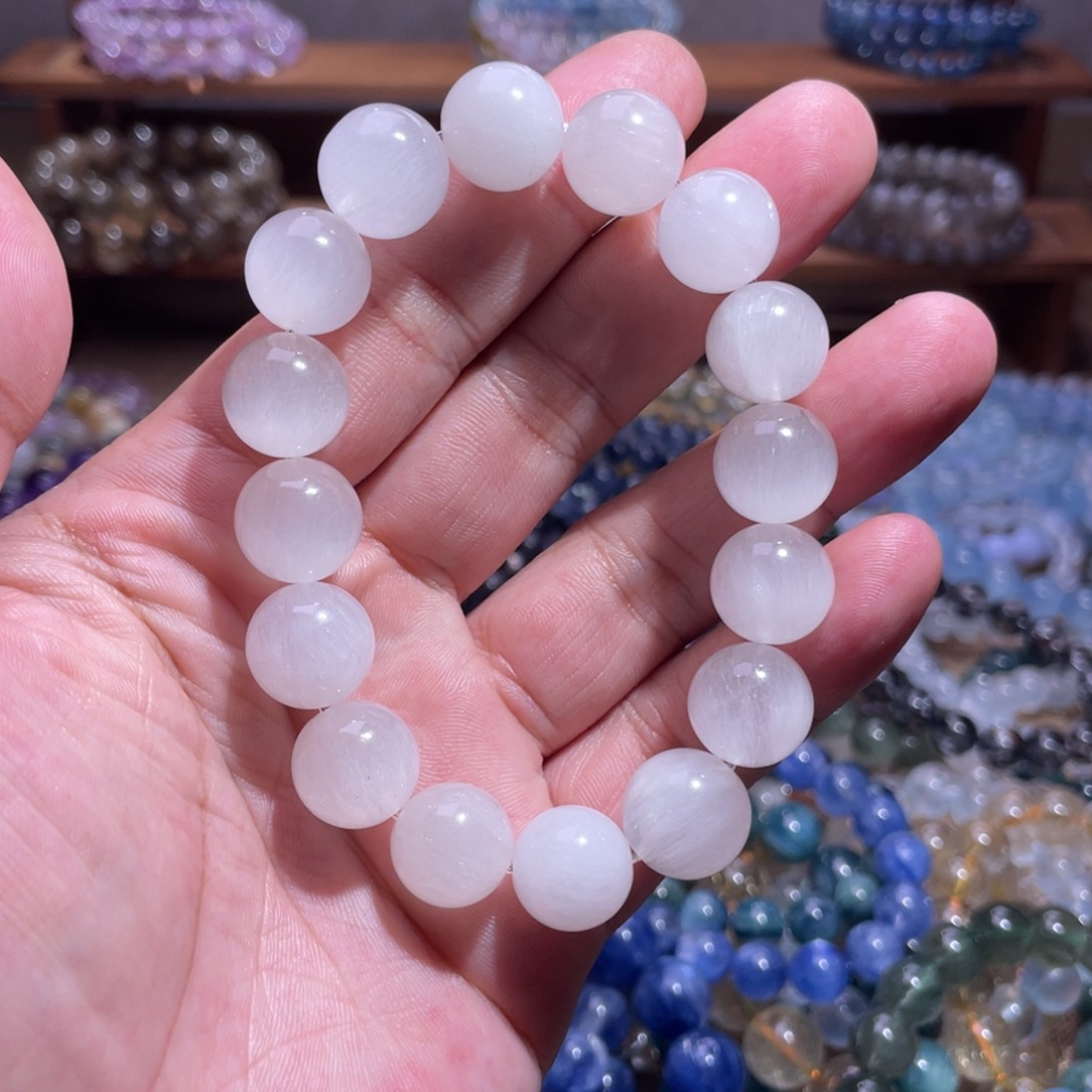 水晶手链未镶嵌13.3咪毕业白兔毛