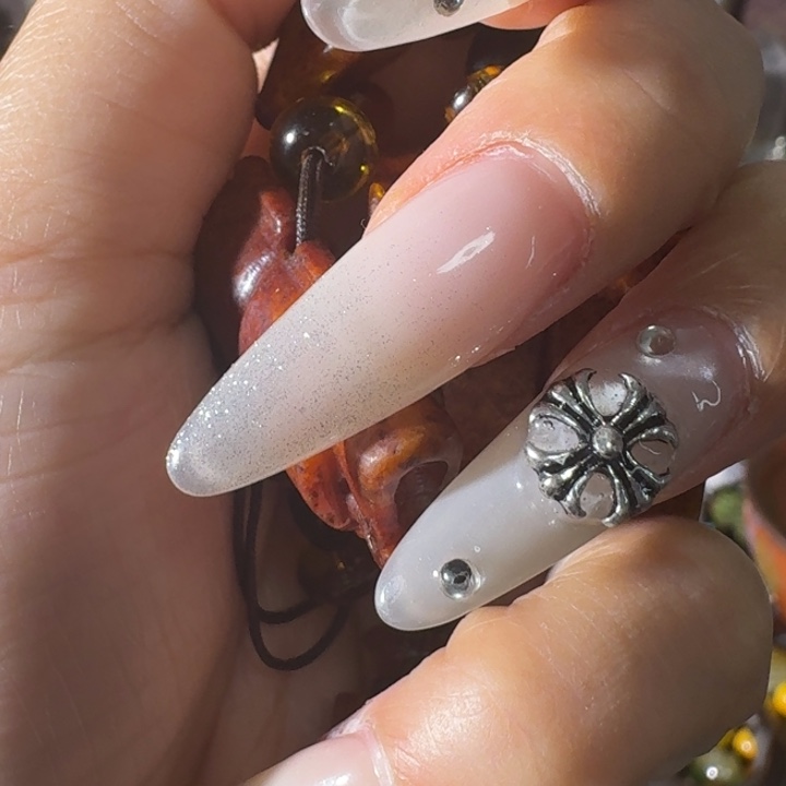 玛瑙/玉髓合金颈饰