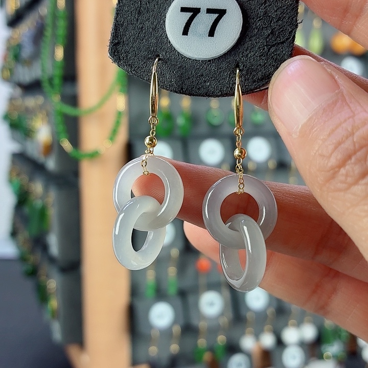 和田玉18K金镶嵌耳饰