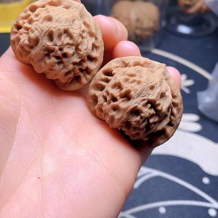 文玩核桃吊坠宫灯狮子头