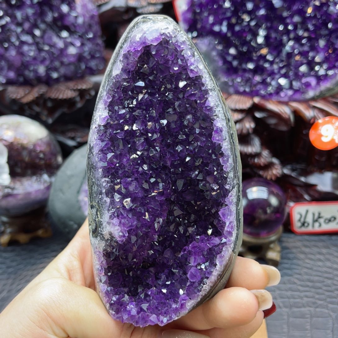 紫晶大型摆件（非配饰）未镶嵌