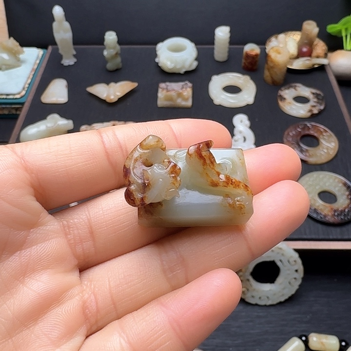 和田玉挂件未镶嵌