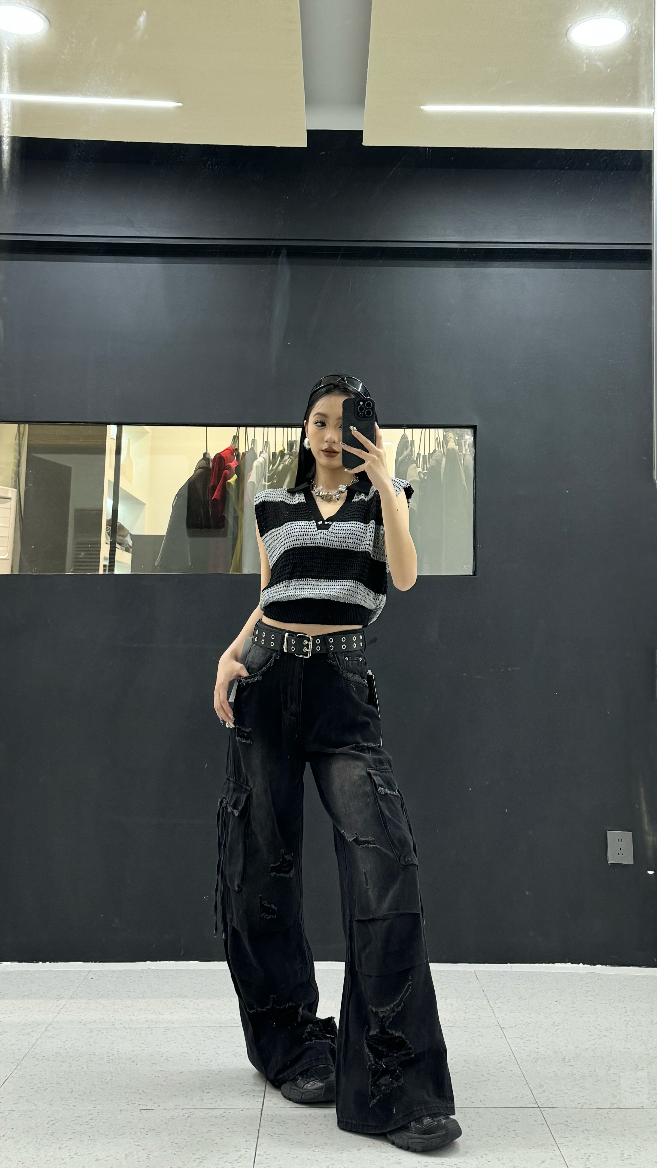 娱娱女装新款时尚洋气个性针织上衣