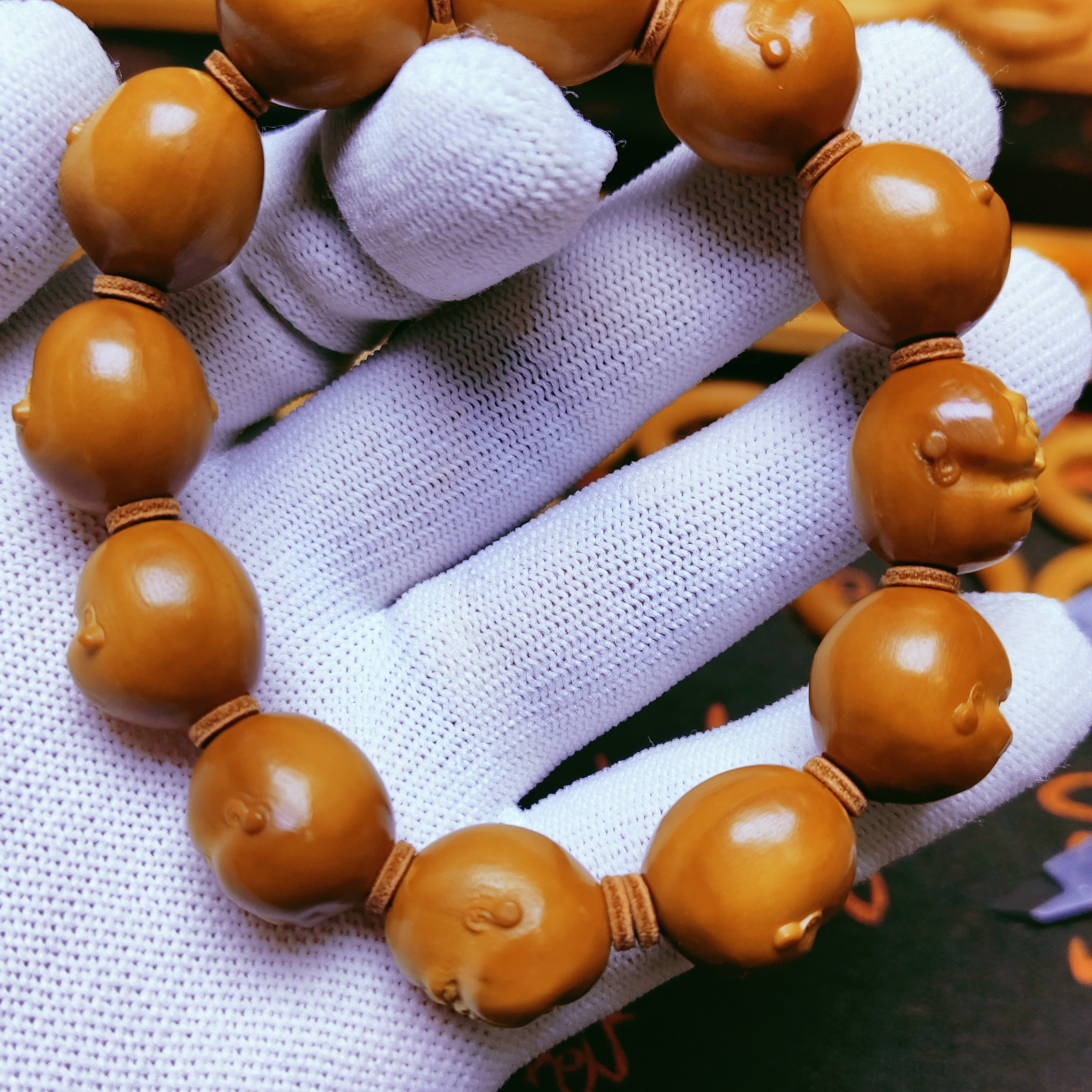 【揉道】丨人生百态丨雕刻丨高归圆老籽橄榄核手持手串