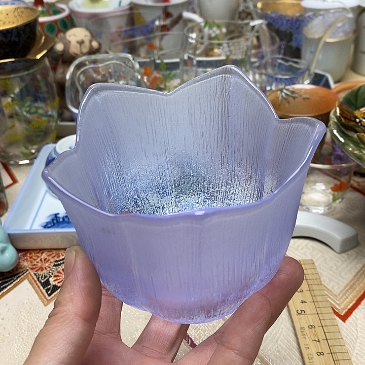 茶壶紫砂杯子的味道就好像小龙虾