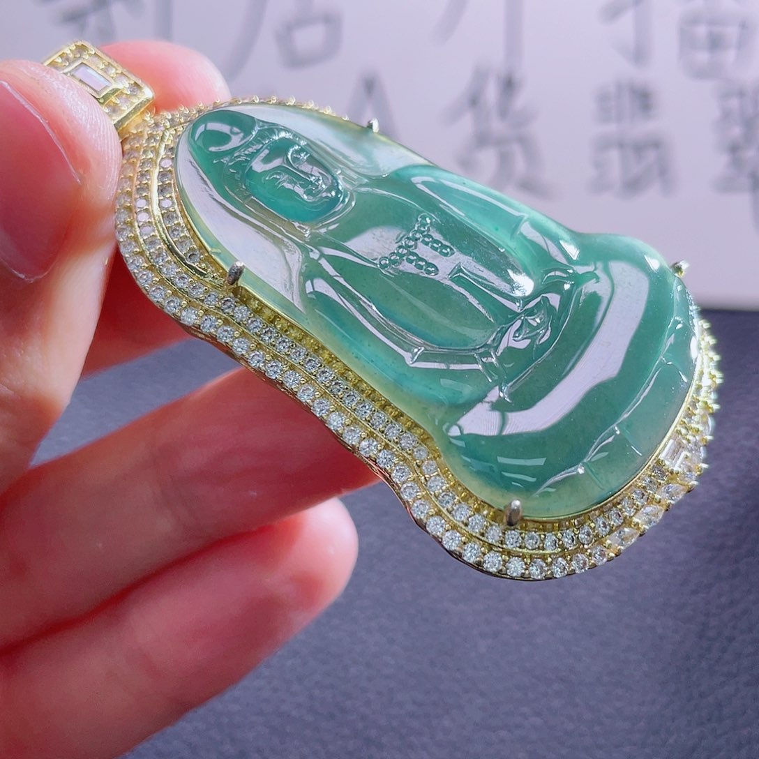 翡翠颈饰未镶嵌999999999