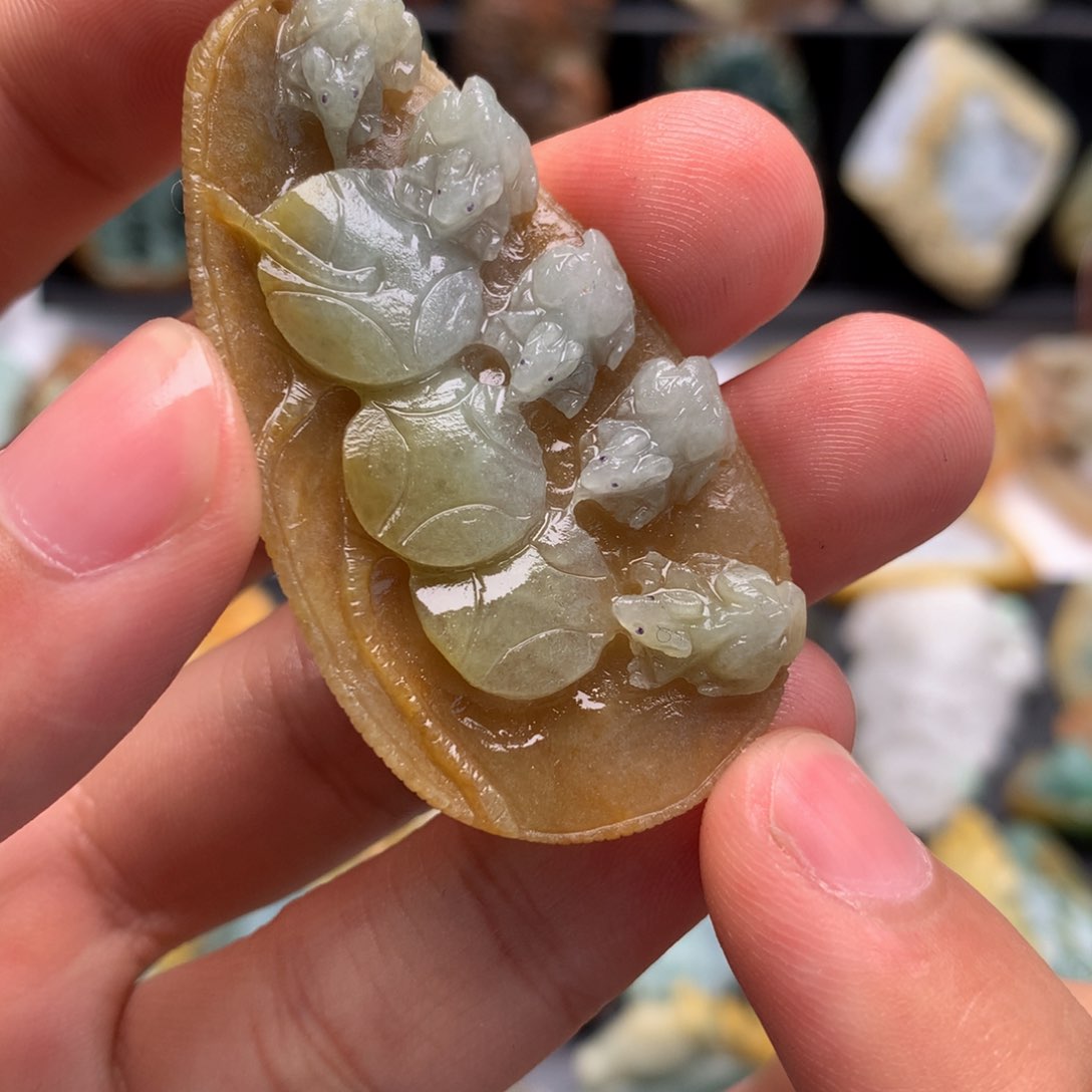 定制翡翠未镶嵌翡翠