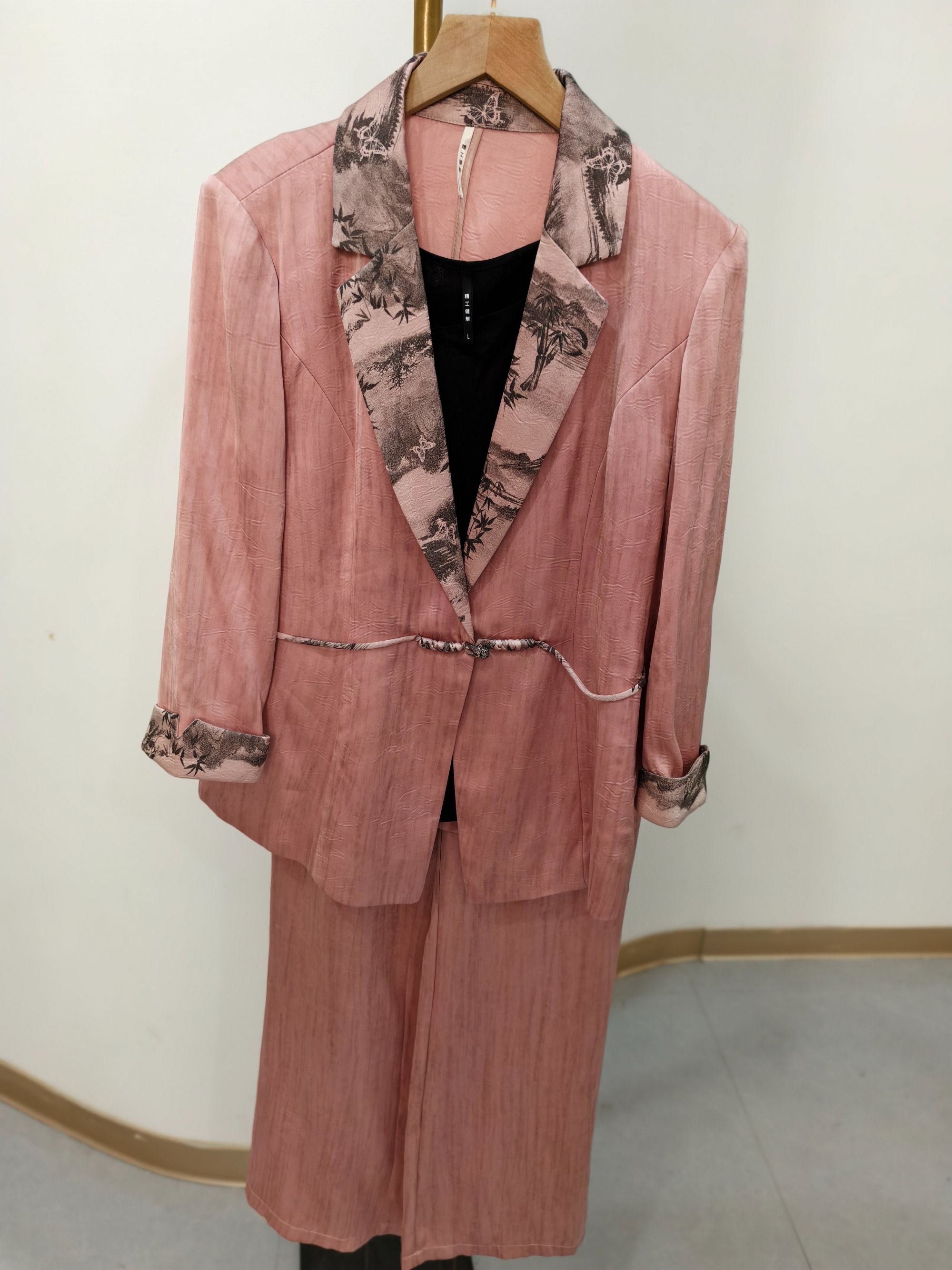 W1518上衣气质时尚套装慵懒风百搭三件套女士简约