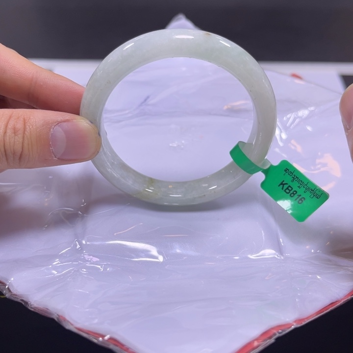 翡翠手镯未镶嵌天然a货翡翠多样性发货