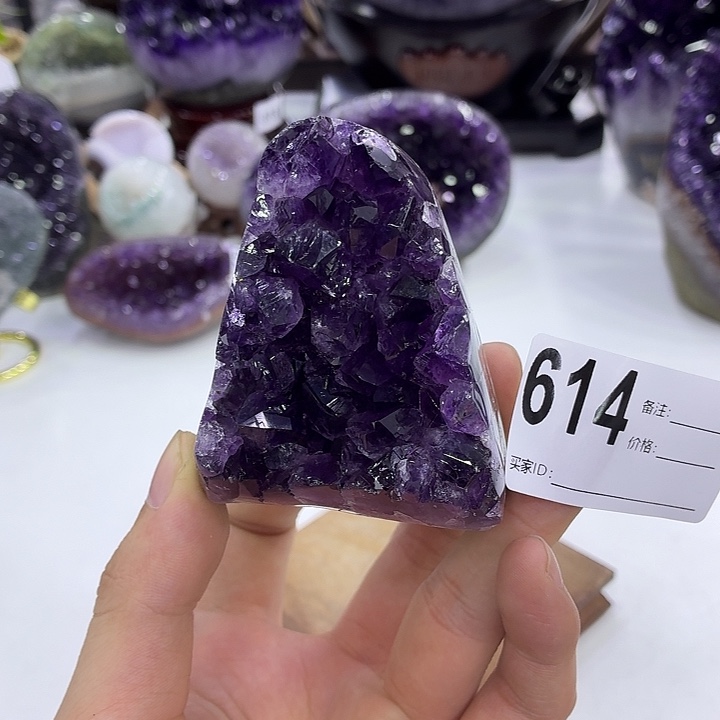 水晶大型摆件（非配饰）未镶嵌