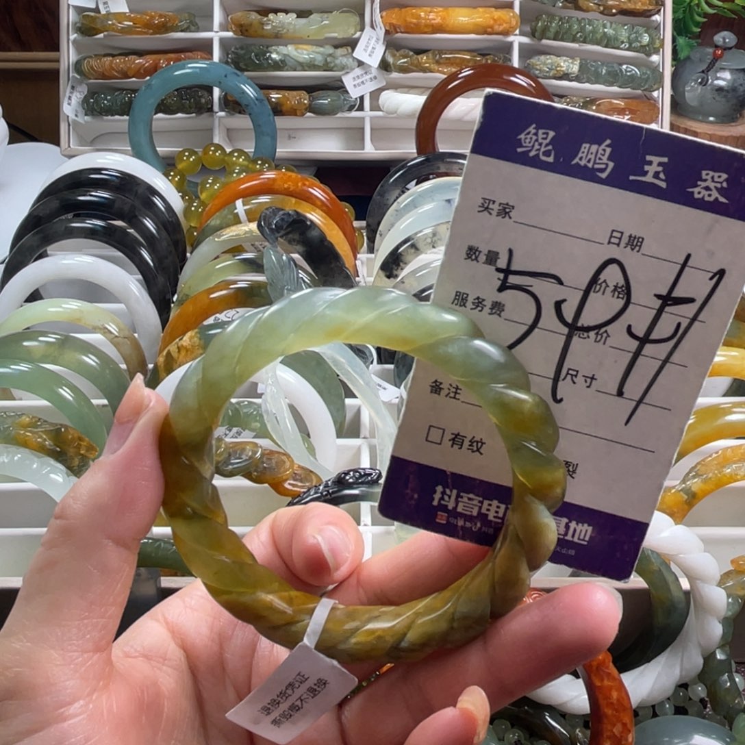 未镶嵌蛇纹石玉手镯