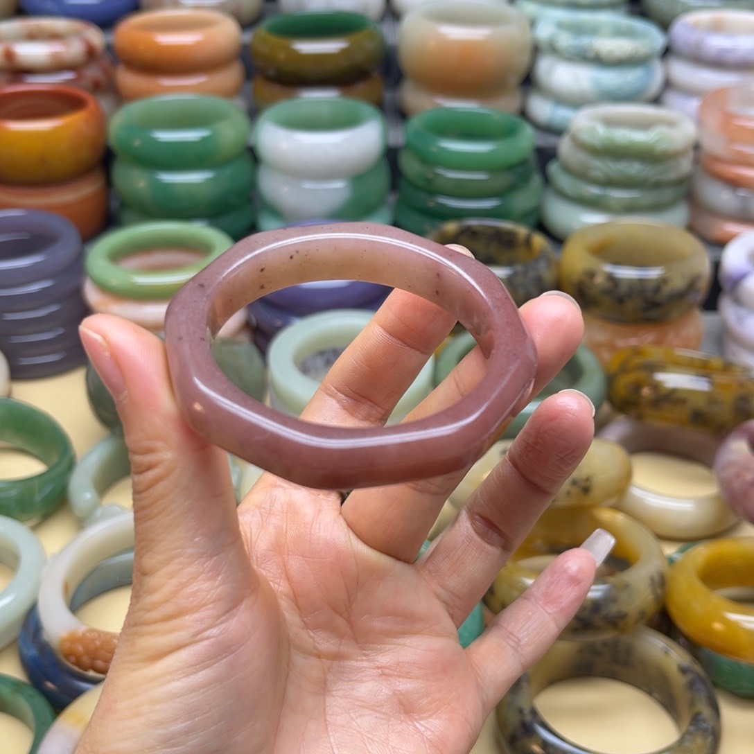 石英质玉手镯未镶嵌不退