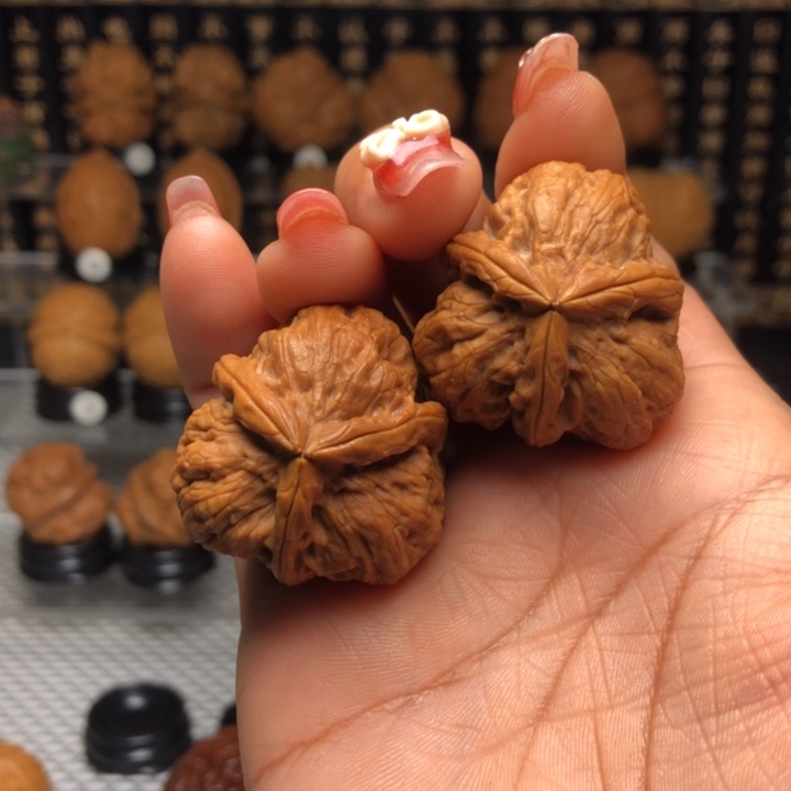 橄榄核吊坠10小石斧