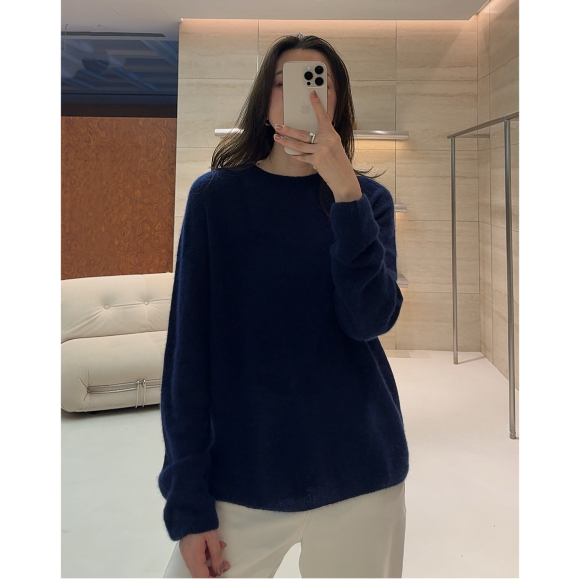 瑞瑞ANNYRUI |  时尚百搭显瘦慵懒风真丝羊绒圆领长袖羊绒衫