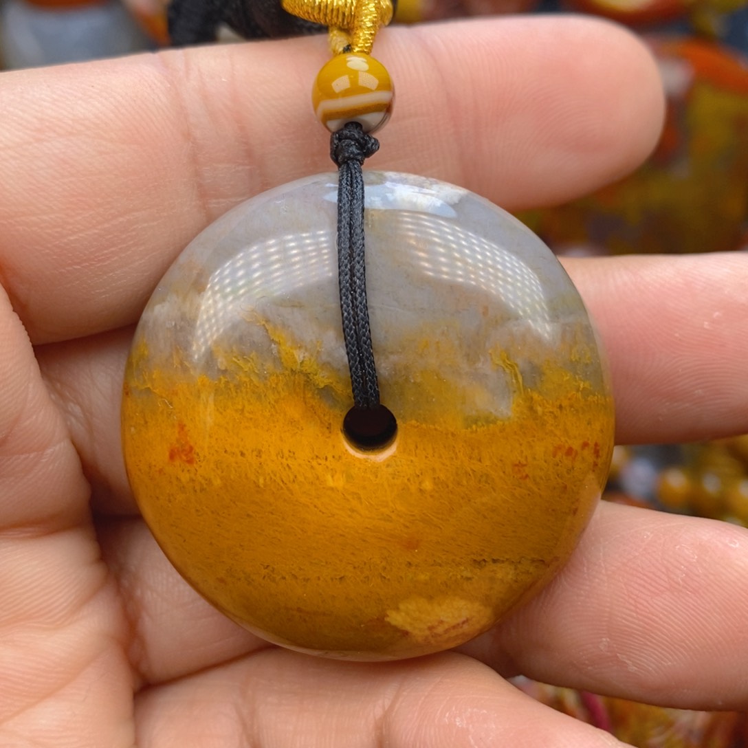 玛瑙/玉髓颈饰未镶嵌