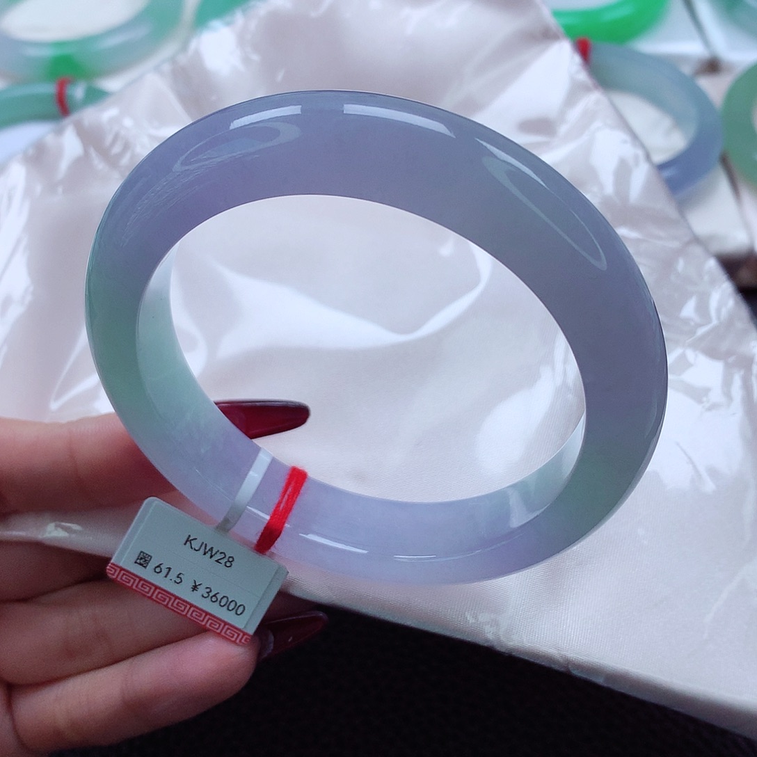 翡翠手镯未镶嵌60.61.62