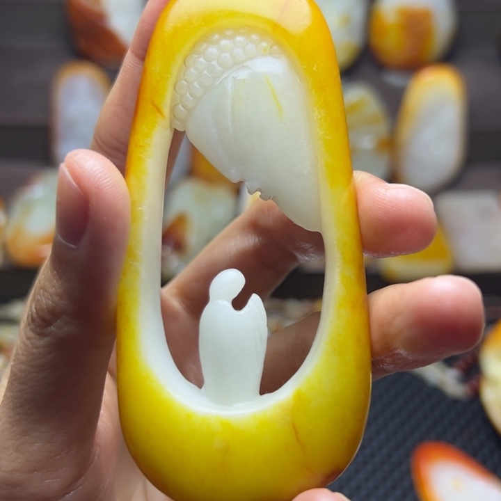 和田玉未镶嵌颈饰