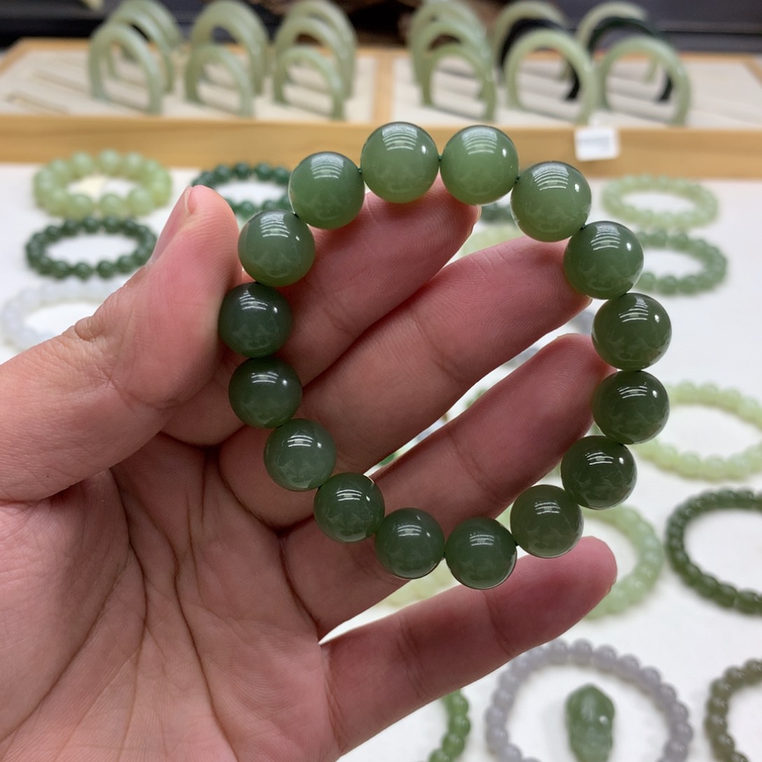 和田玉手串（湖水绿11.7）未镶嵌