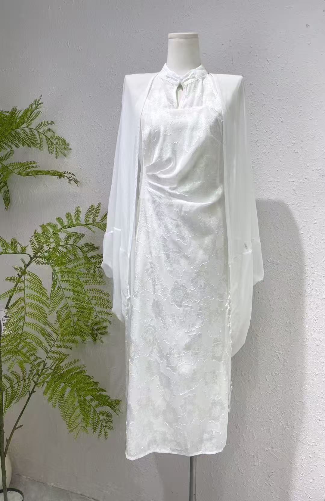 吊带V领长裙格子高腰印花连衣裙气质背带复古女装时尚显瘦